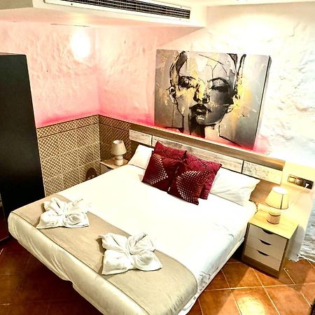 Apartamentos Con Jacuzzi Madrid Bagian luar foto